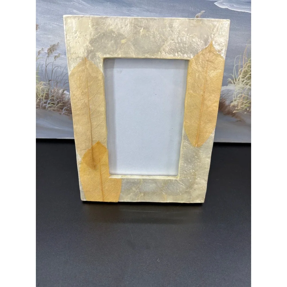 Mother Of Pearl White Mosaic Leaves Tabletop Picture Photo Frame 4x6